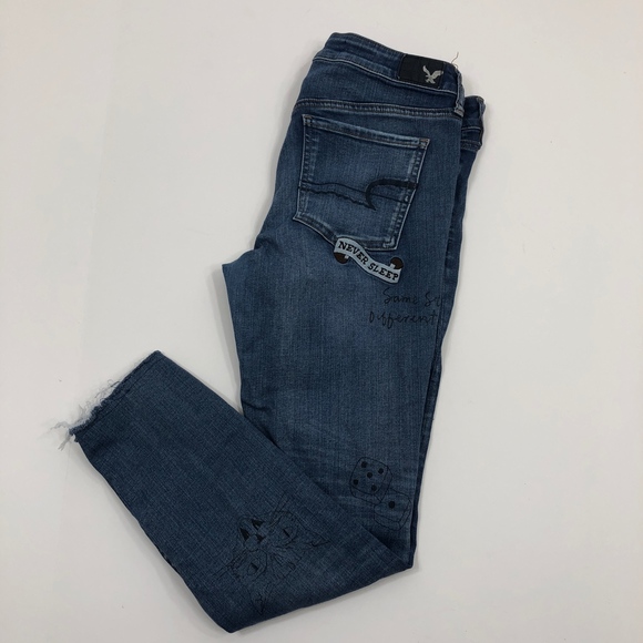American Eagle Distressed Decorated Jeggings Sz 10 - Picture 4 of 7